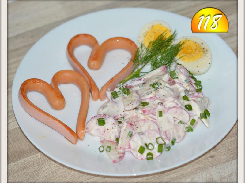 Sałatka z rzodkiewki i szczypiorku