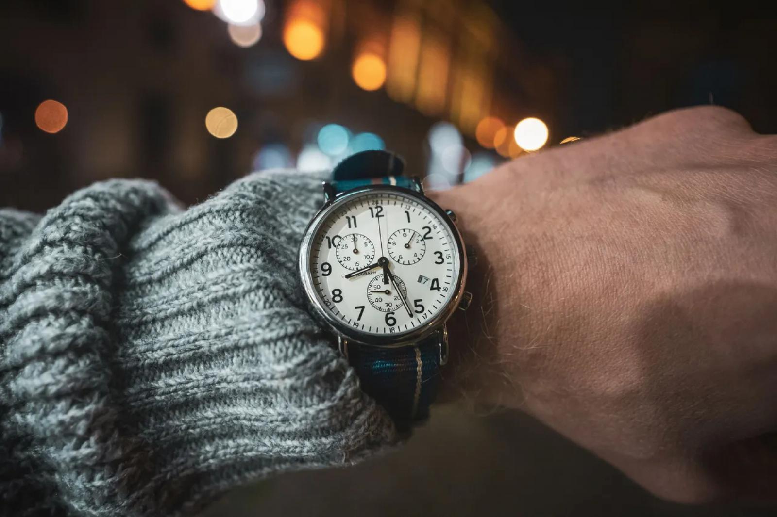 Zegarki męskie – jak wybrać model, który naprawdę sprawdzi się na co dzień?