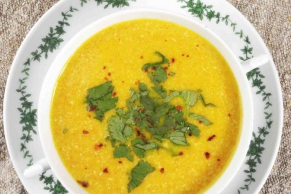 Kremowa zupa z marchwi i indyka
