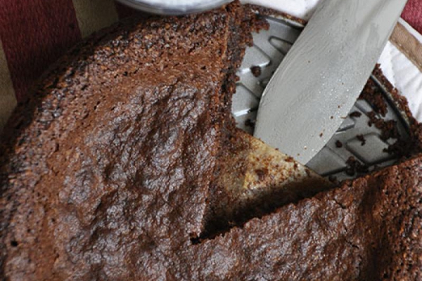 Tarta czekoladowo – migdałowa