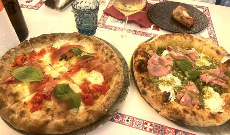 Neapol – pizza neapolitańska, margherita i legenda Da Michele