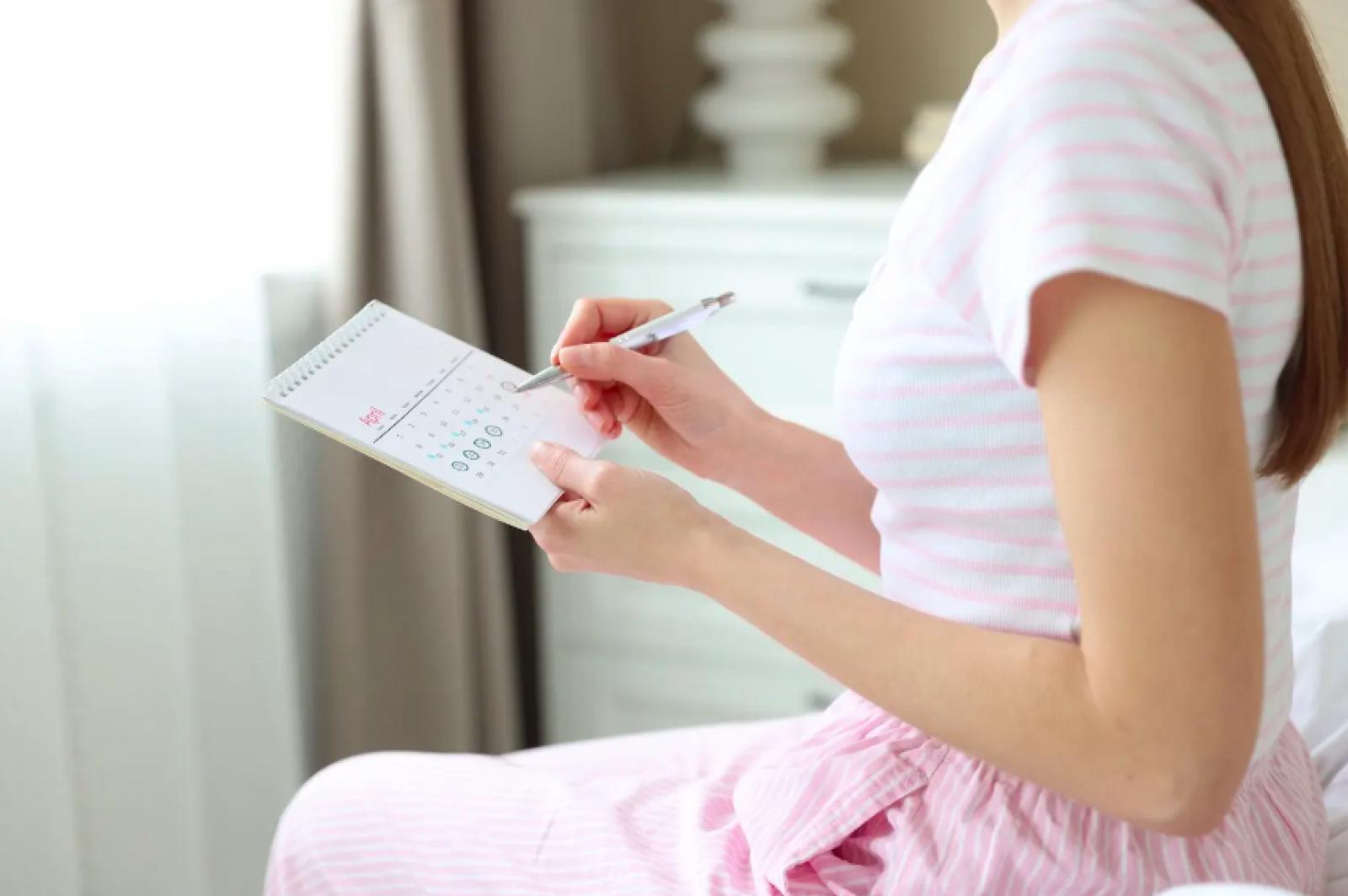 Jak zadbać o dietę i odpowiednią podaż witamin w okresie zmian hormonalnych?