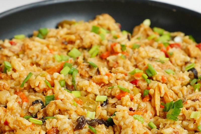Risotto z kurczakiem i mieszanką chińską