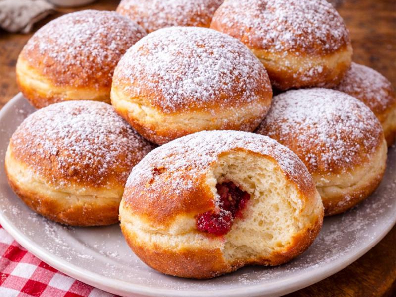 Przepis na pyszne domowe pączki