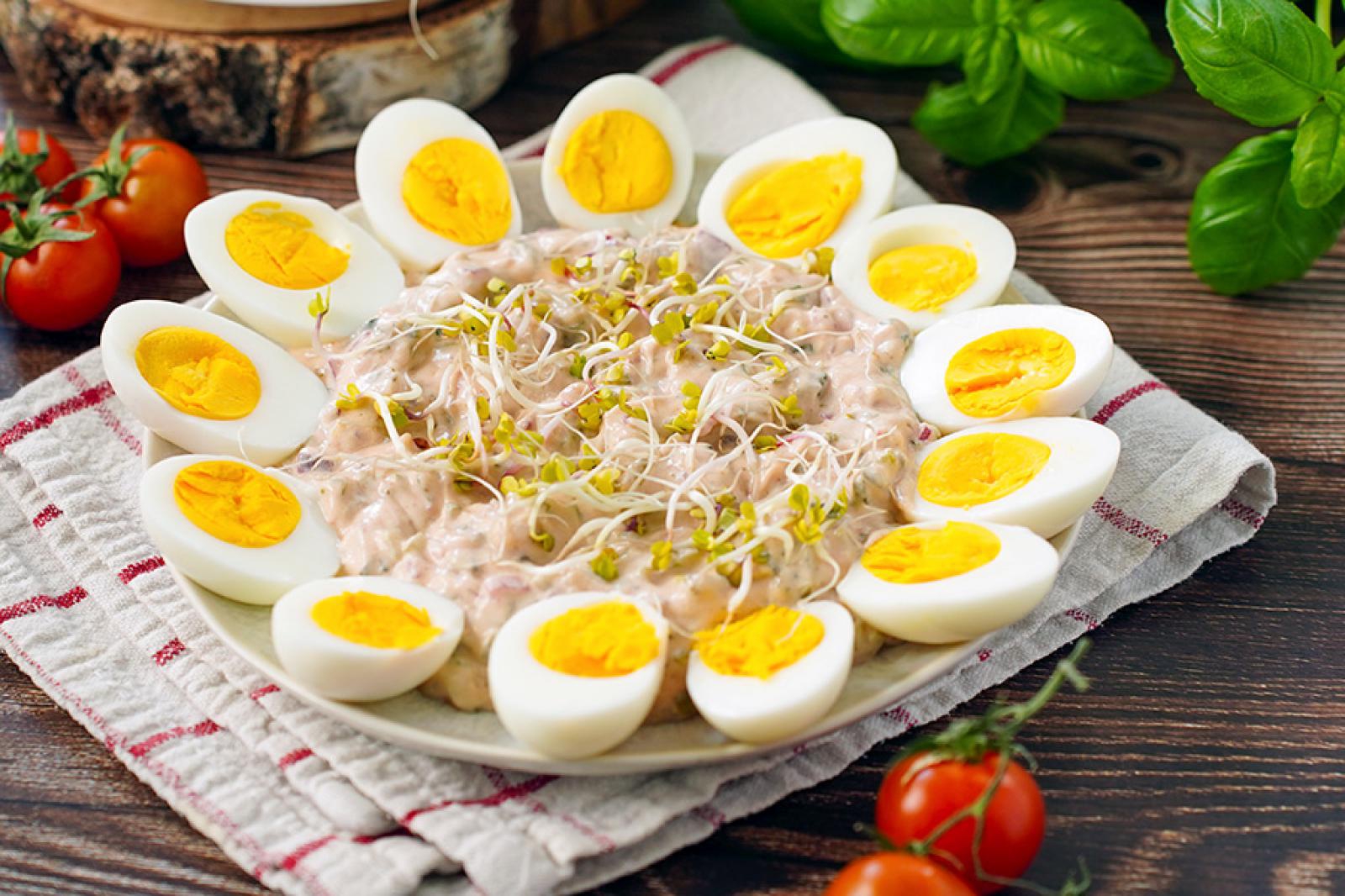 Jajka z sosem tysiąca wysp