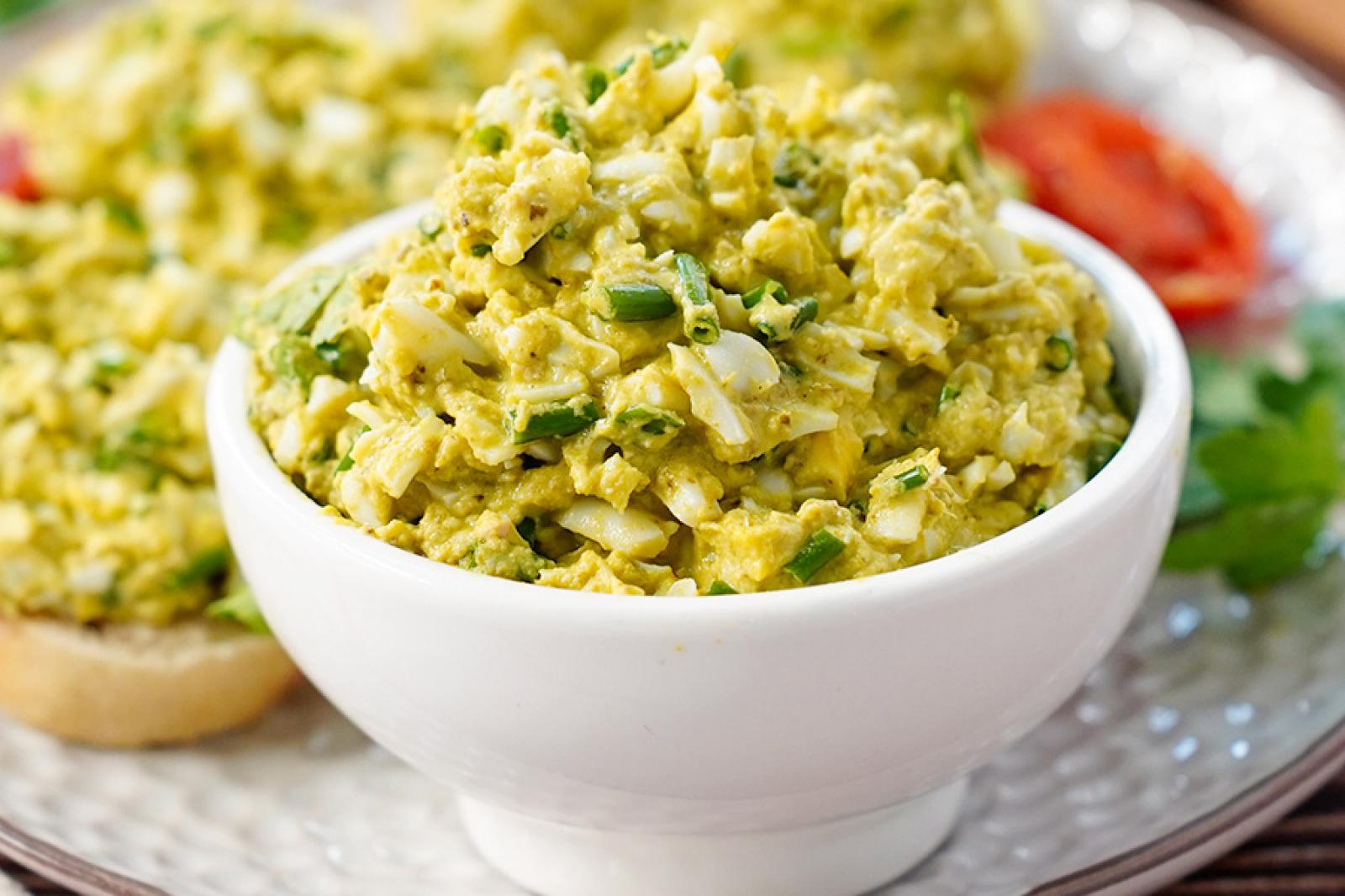 Pasta jajeczna z pesto