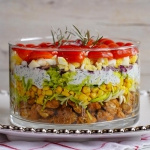 Sałatka imprezowa z...