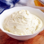 Maślany krem z mlekiem...