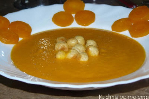 Rozweselająca zupa - krem z marchwi i pieczonych warzyw z nutką imbiru