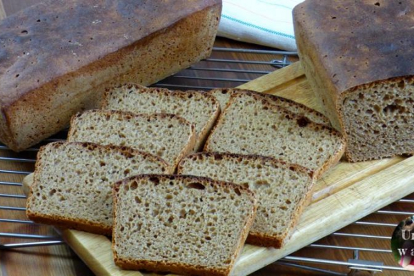 Smakowity chleb domowy - łatwy i szybki w przygotowaniu