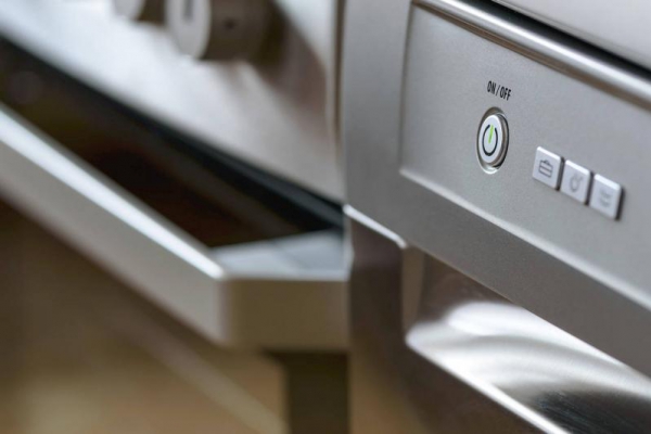 Jak czyścić sprzęt AGD? Higiena w kuchni.