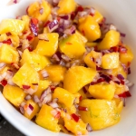 Salsa z mango i chilli