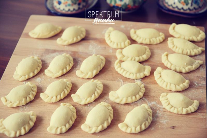 Idealne ciasto na pierogi bezglutenowe - sprawdzony przepis + rabat na mąki