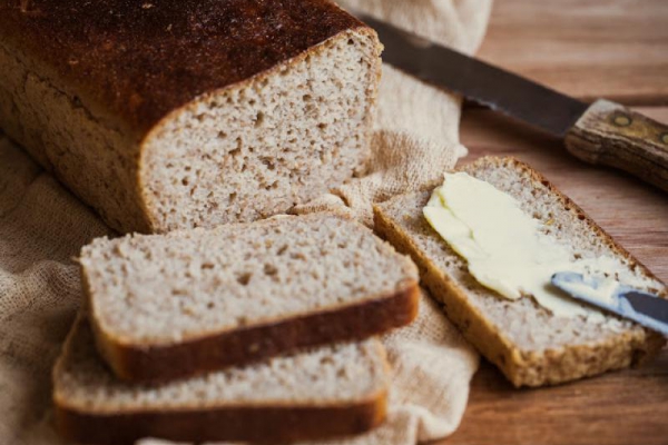 Chleb żytni na zakwasie – trójfazowy