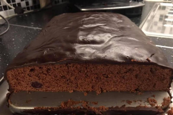 Ciasto czekoladowe z polewą czekoladową