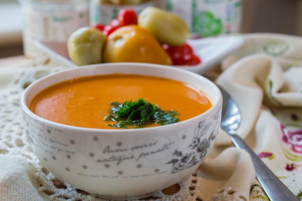 Zupa z kiszonych pomidorów