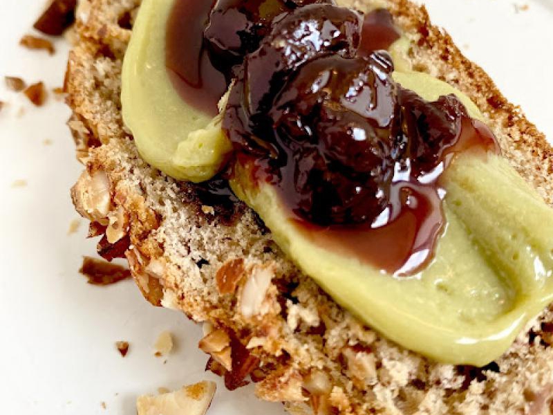 Chlebek bananowy na idealne śniadanie węglowodanowe