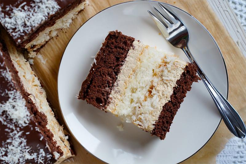 Ciasto kawowe z bezą kokosową