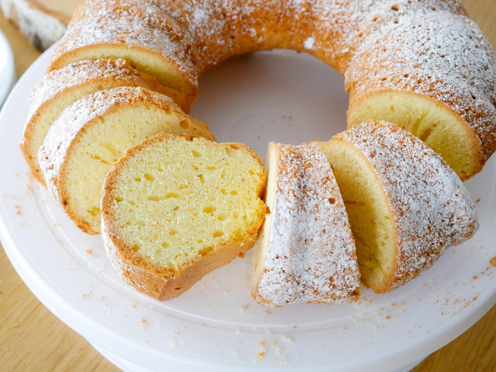 Prosta babka cytrynowa