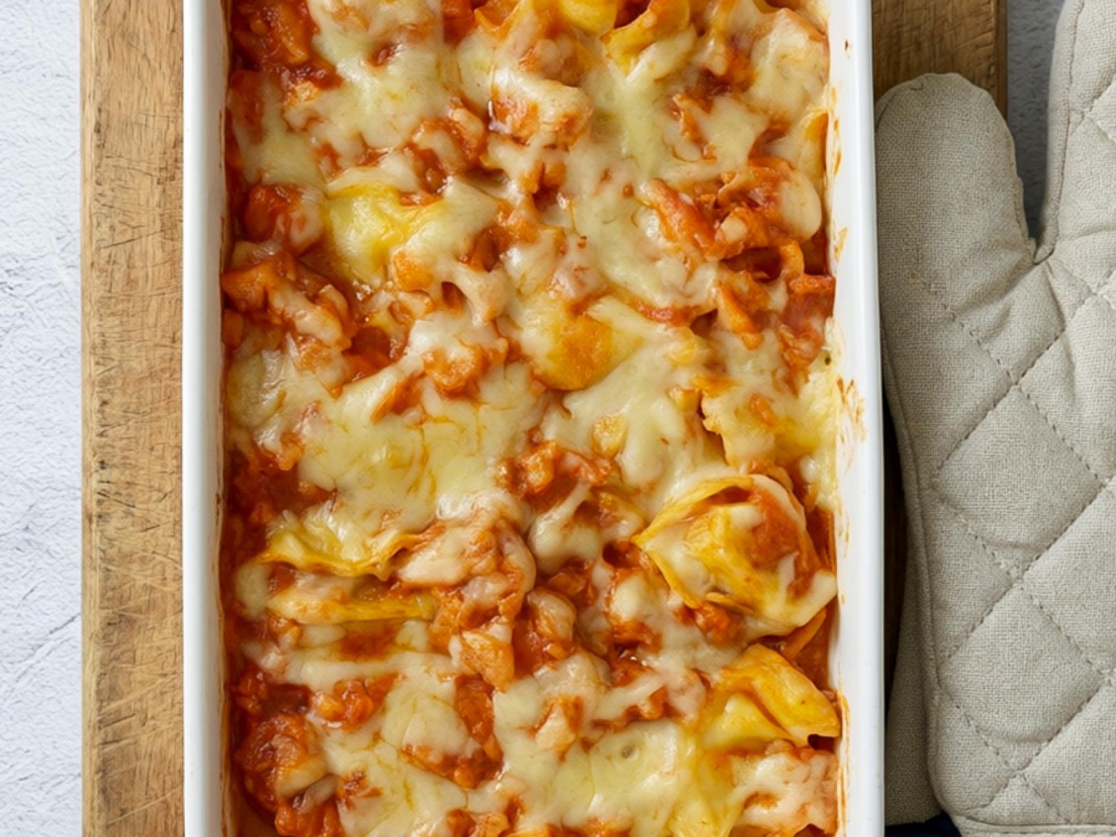 Zapiekanka z tortellini i mięsem mielonym