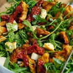 Sałatka z rukolą,...