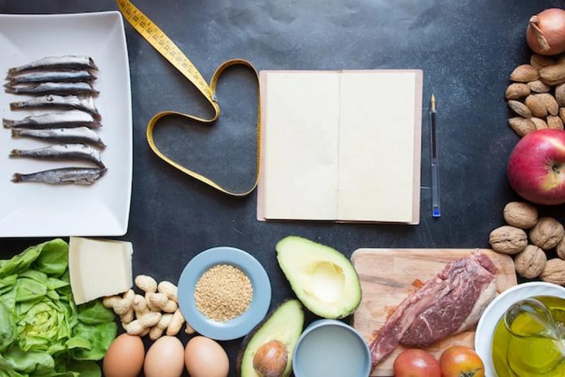 Dieta keto jadłospis – darmowy przykładowy plan posiłków