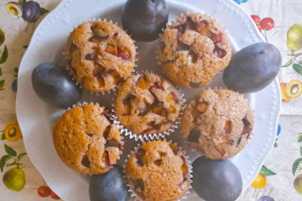 Muffinki śliwkowe z kawową nutą