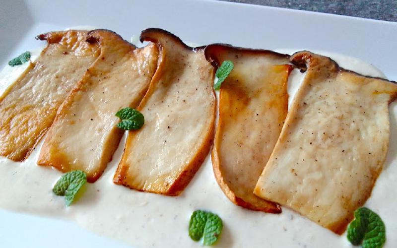 Boczniaki królewskie w sosie śmietanowym