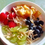 Bowl z serkiem wiejskim