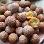 Mini pączki serowe