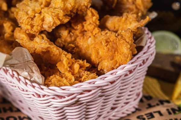 Gastronomiczna czy domowa? Sprawdź, z którą panierką do kurczaka osiągniesz efekt wow!