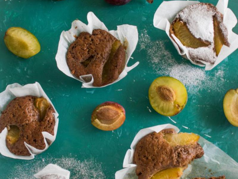 Muffinki kawowe ze śliwkami