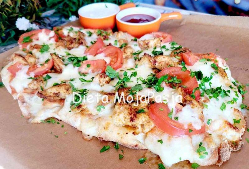 Pinsa gyros z kurczakiem