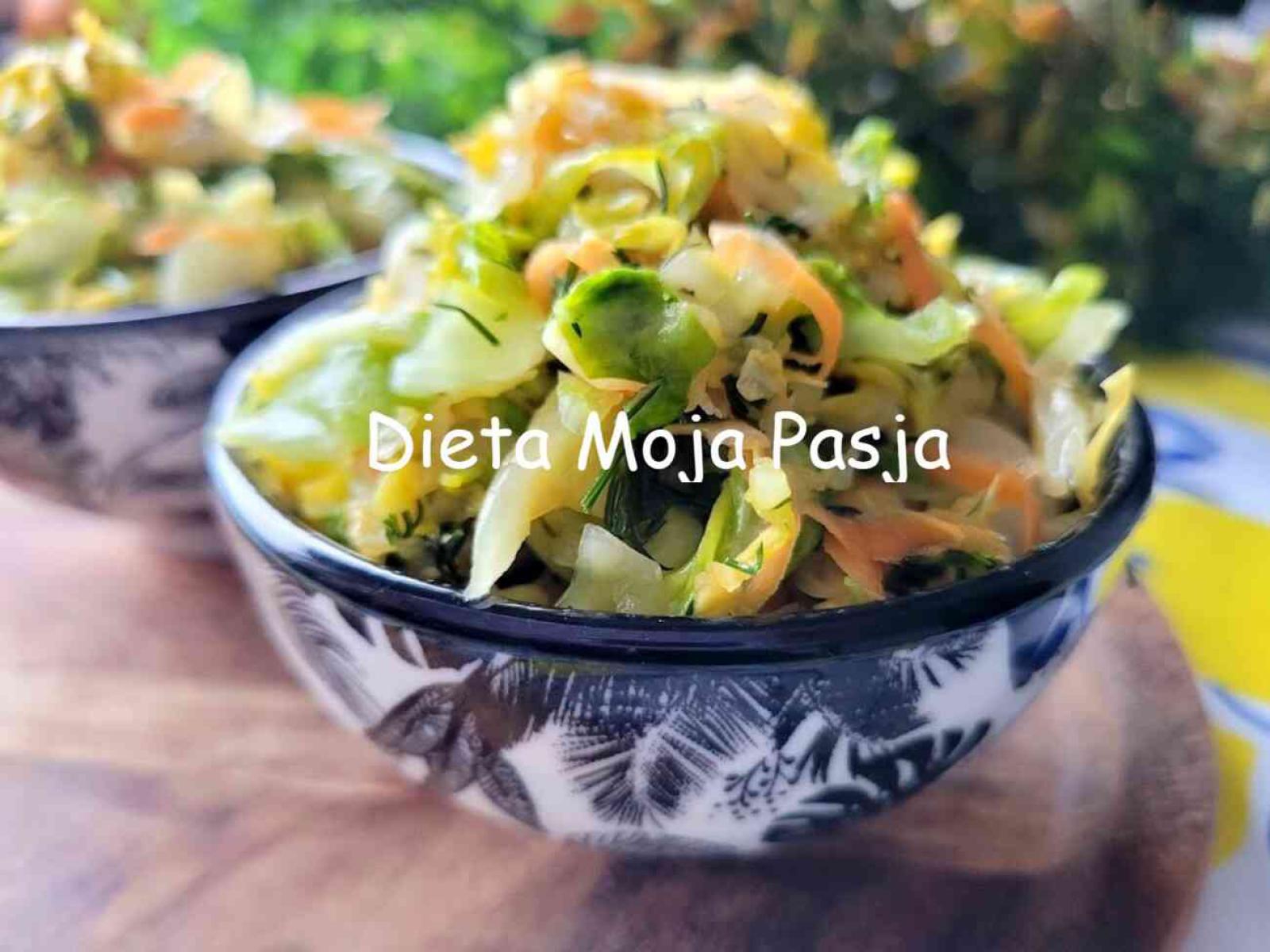 Młoda kapusta małosolna