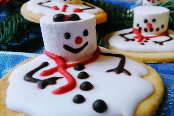 Melting snowmen cookies – ciasteczka topniejące bałwanki