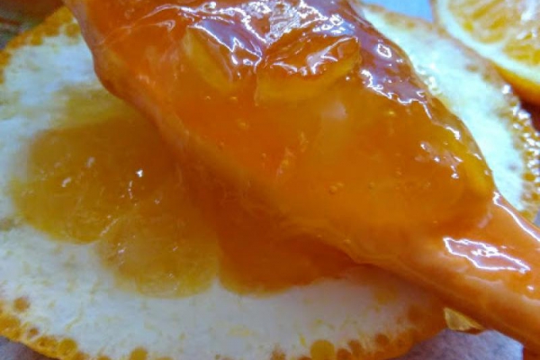 Dżem z pomarańczy ze skórką pomarańczową