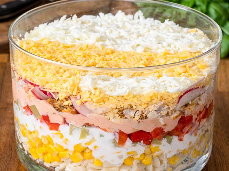 Sałatka Wielkanocna pisanka