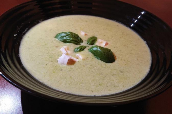 Zielone szparagi – zupa krem