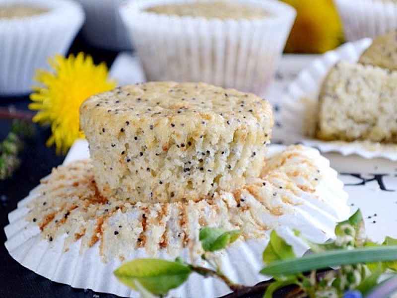 Cytrynowe muffiny z makiem