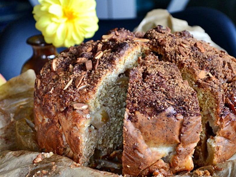 Proste ciasto z jabłkami