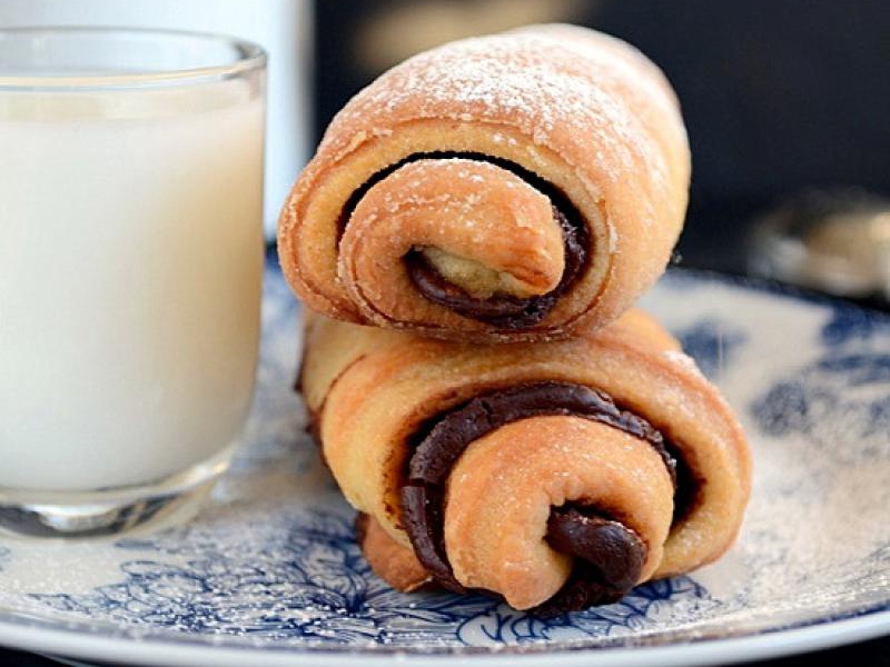 Zawijańce serowe z kremem orzechowym