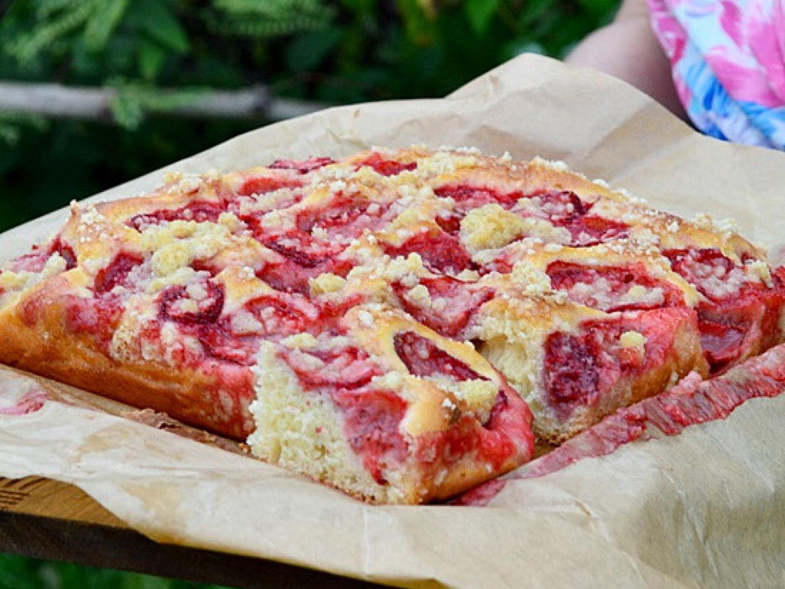 Drożdżowiec z truskawkami