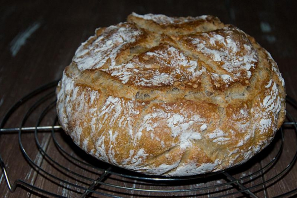 Chleb ziemniaczany z własnym zakwasem