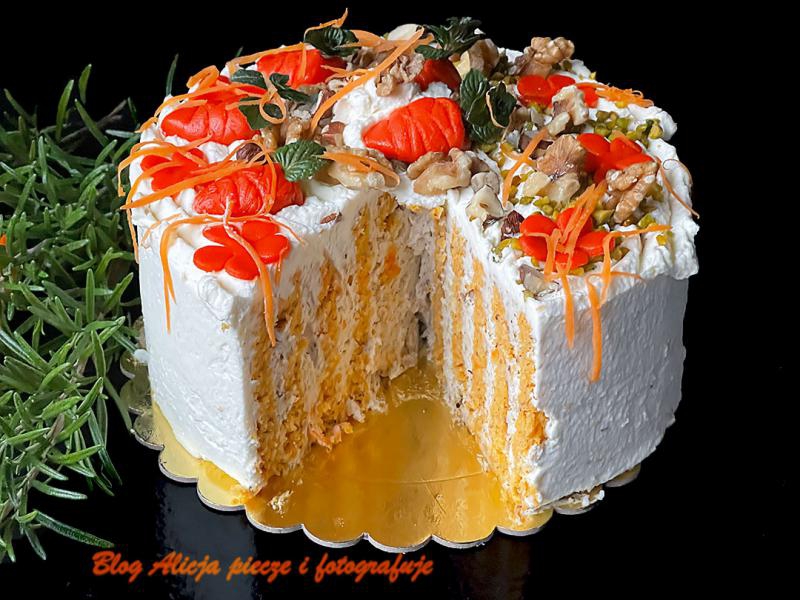 Marchewkowy tort