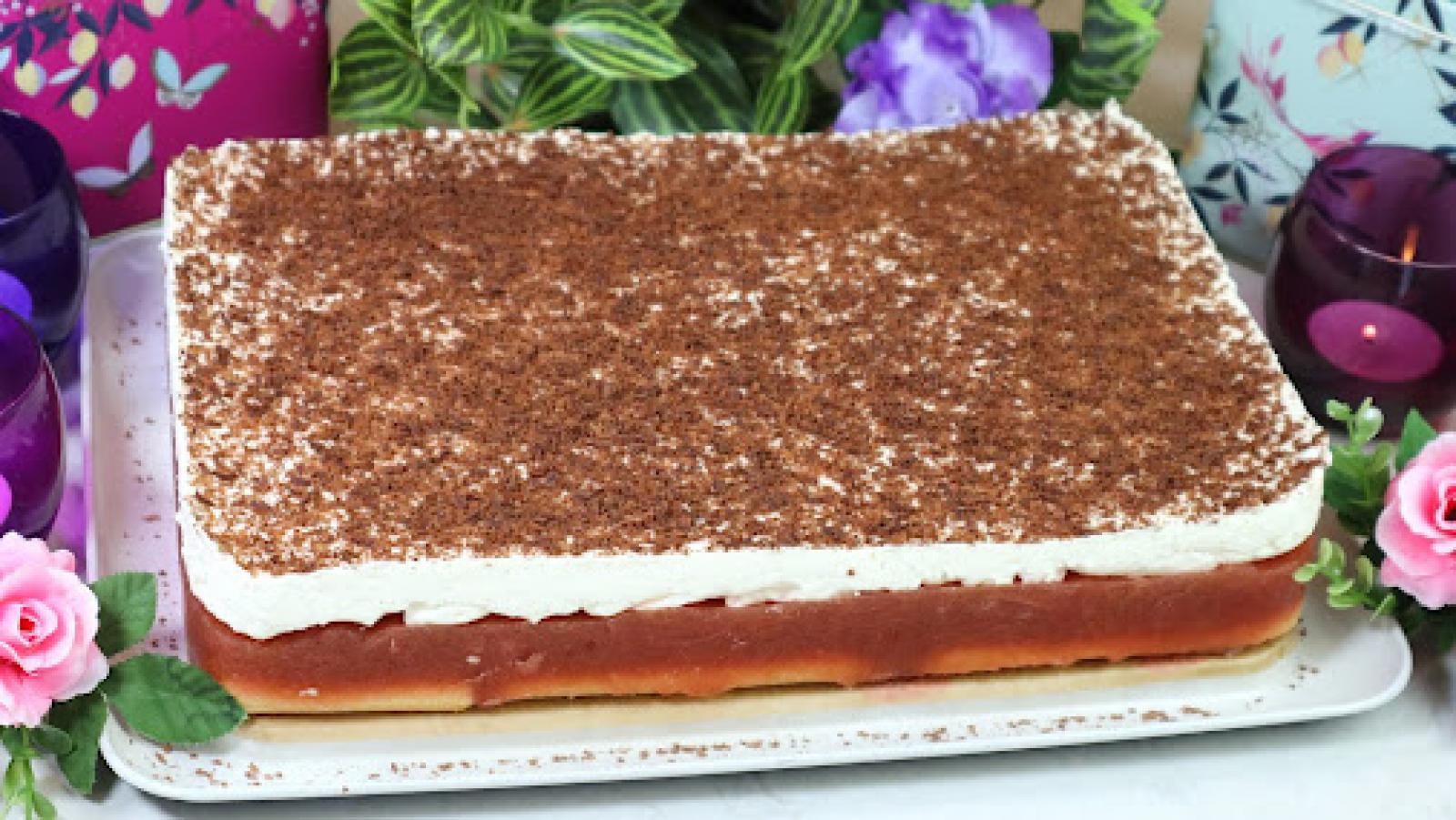 Proste ciasto z rabarbarem bez pieczenia