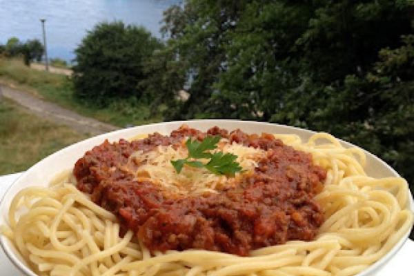 Spaghetti bolognese (7)