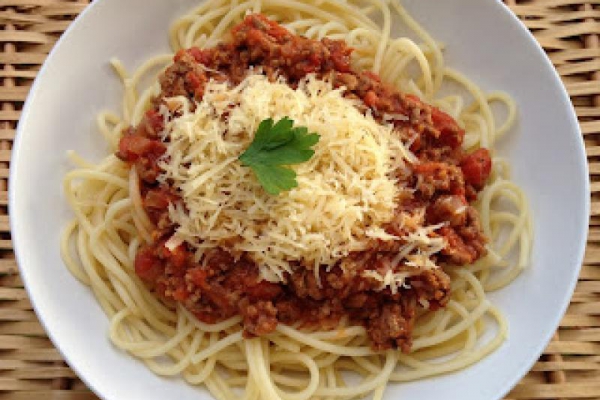 Spaghetti bolognese (2)