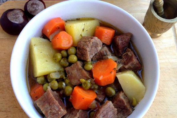 Potrawka wołowa z warzywami (Beef Stew) (2)