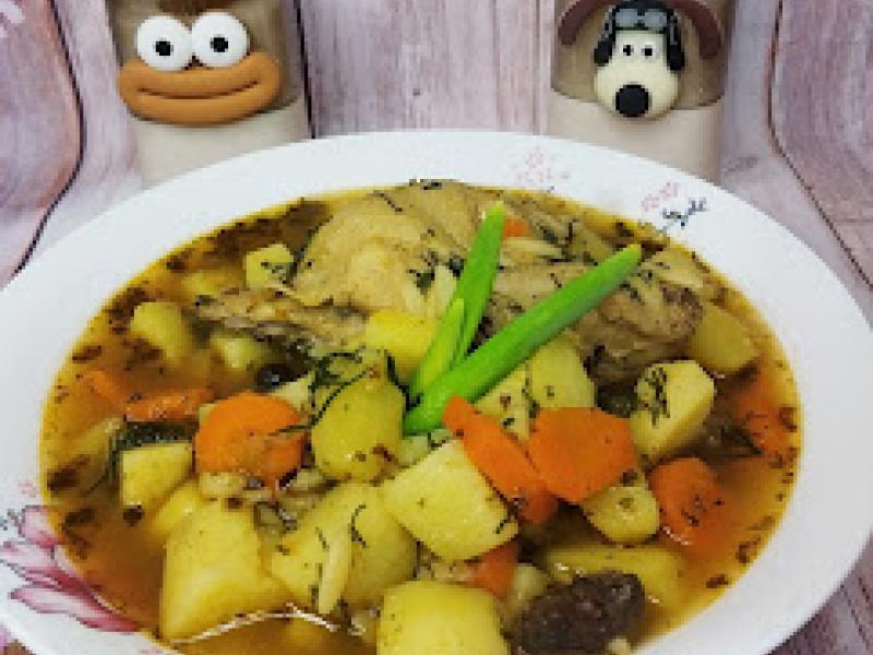 Zupa rosołowa z przyprawą do kurczaka