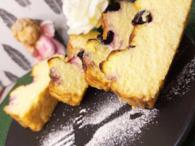 Sernik przygotowany w 5 minut z dwóch kostek twarogu